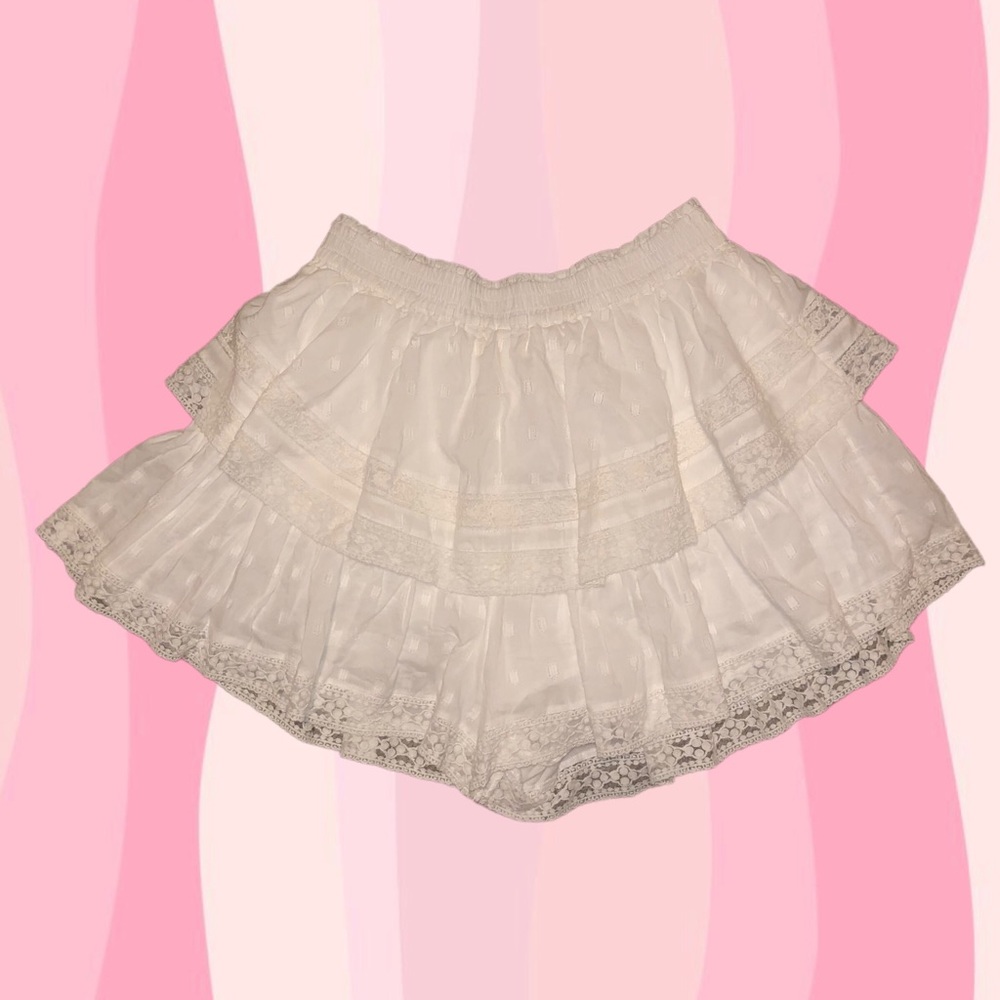 NWT AE white fluffy skort!